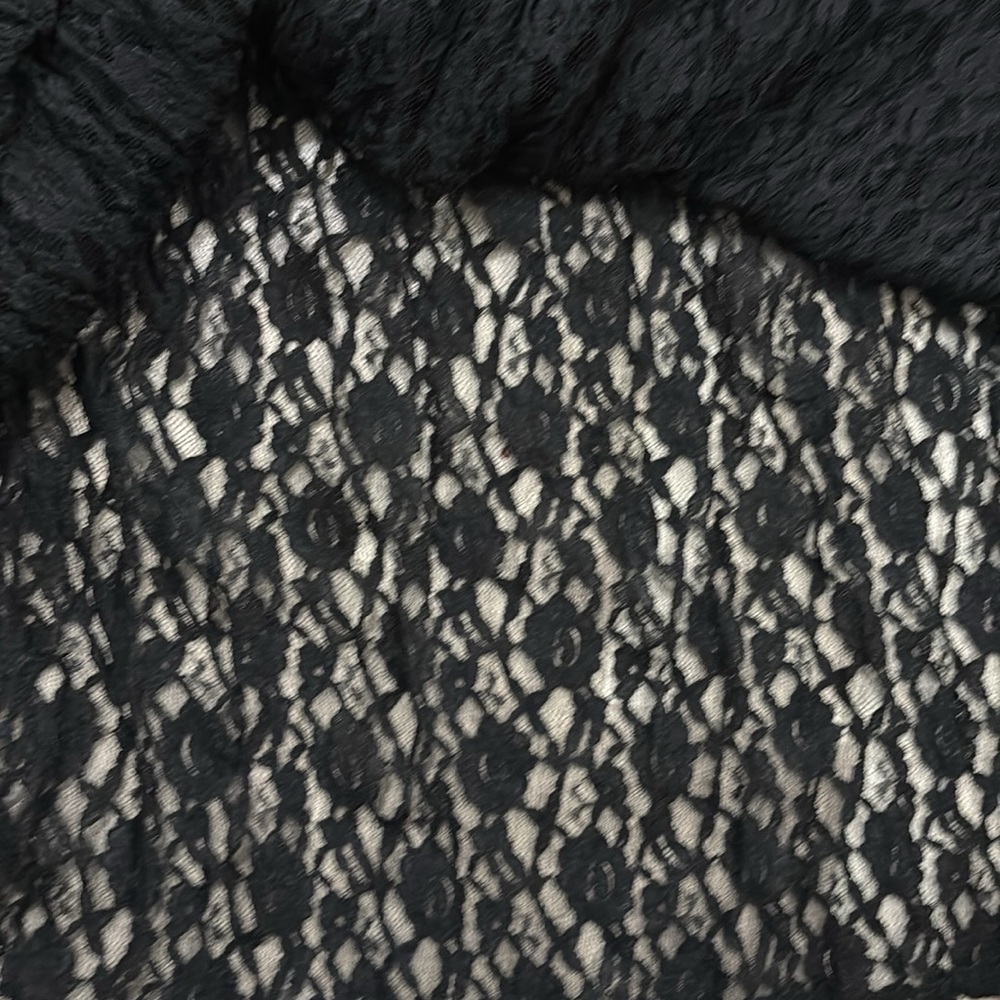 Vintage Express Tricot
All Lace Black Midi Skirt Size L NWT - Picture 9 of 12